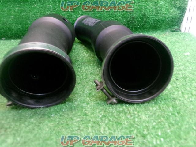 R1100RS (removed from unknown model year)
BMW genuine
air intake duct set
13.71
1
341
405/406 stamped-09
