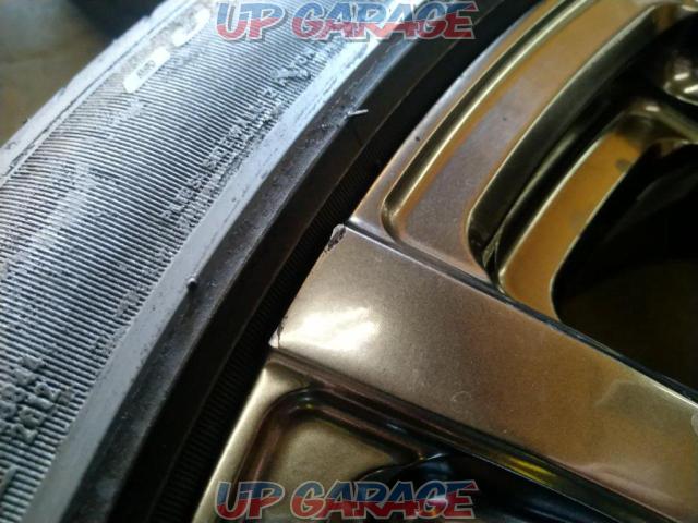 Super cheap!! Stock clearance special price!! TRD
Genuine option
22 inch forged aluminum wheels
+
PIRELLI
PZERO-06