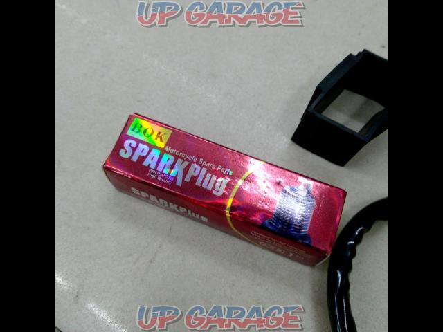 Unknown Manufacturer
CDI
Box
+
Spark plug
+
Ignition coil
Set Honda series/50cc-05
