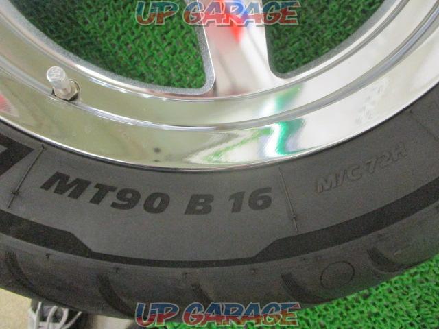 HARLEYDAVIDSON
Genuine front wheel
FLHR(02)-08