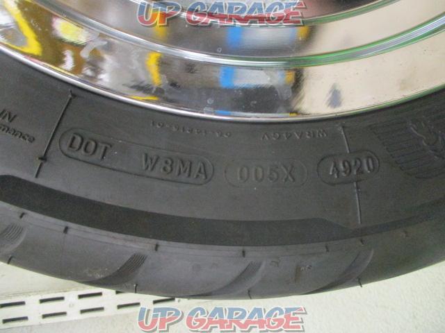 HARLEYDAVIDSON
Genuine front wheel
FLHR(02)-09