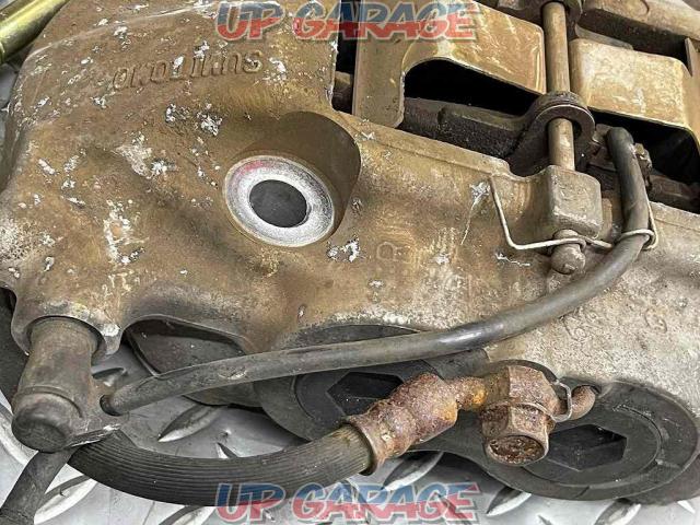 [Wakeari] Toyota
UCF30
Celsior
Genuine front brake caliper
Left and right amount-05