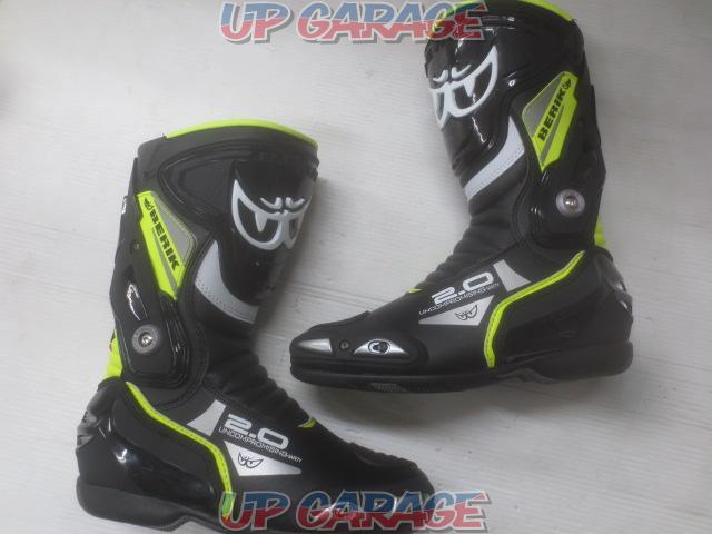 BERIK
Racing boots
W07177-02
