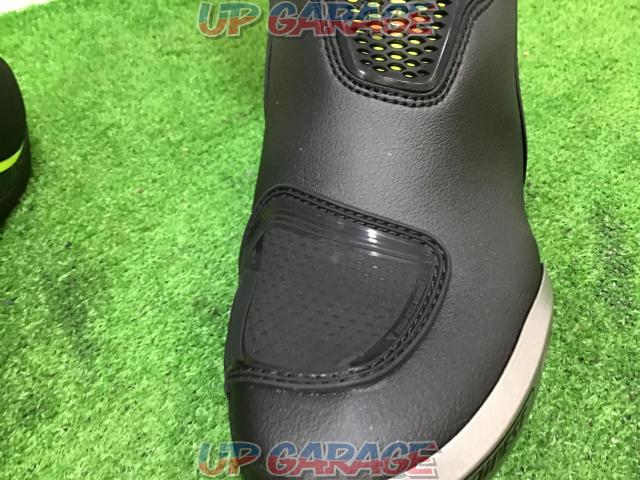 Price reduction! Dainese
TORQUE
D1
OUT
BOOTS
A pair-06