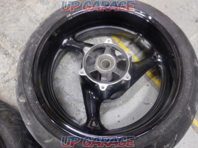 Price reduced!9SUZUKI
GSX1300R Hayabusa genuine tire wheels-05