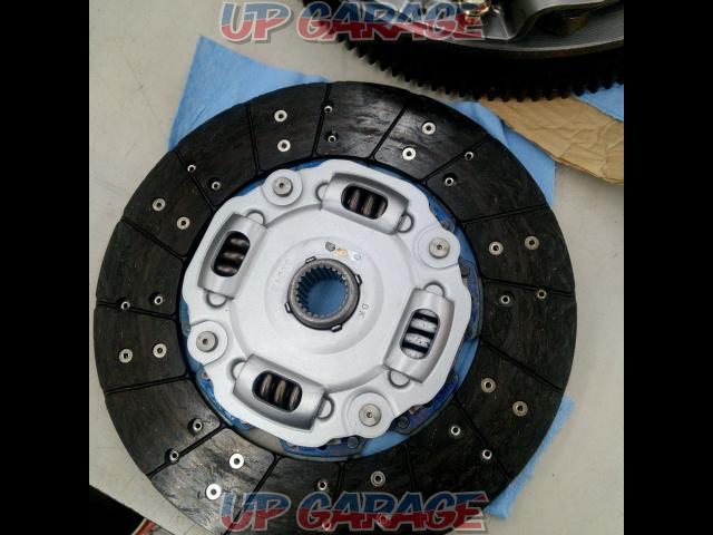 NISMO
Old logo NISMO clutch disc + old logo NISMO cover + BNR34 genuine dual mass flywheel ▼Price has been revised▼-02