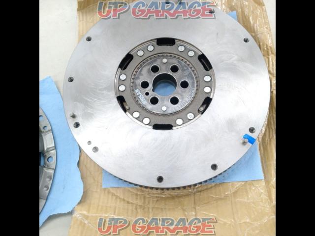 NISMO
Old logo NISMO clutch disc + old logo NISMO cover + BNR34 genuine dual mass flywheel ▼Price has been revised▼-09