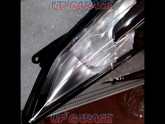 February discount items!!
Nissan
GT-R genuine headlight
Right-07