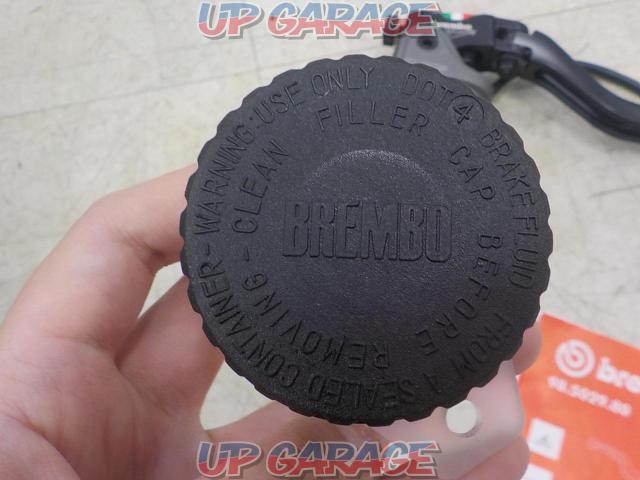 brembo
Brake master cylinder
Radial: 17Φ-04
