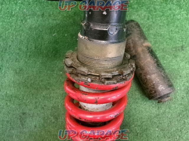 Wakeari
Rear shock
Removed from NSR80
Free length about 210mm
Hole diameter: 10 mm above and below-06