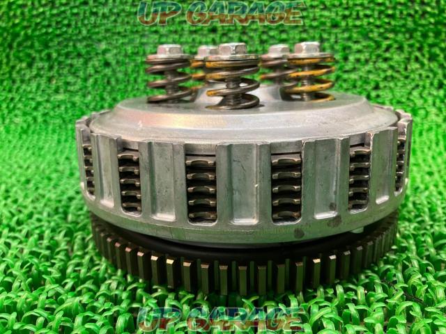 Removed from CBR250R (MC41) year unknown
Genuine
clutch housing set-03