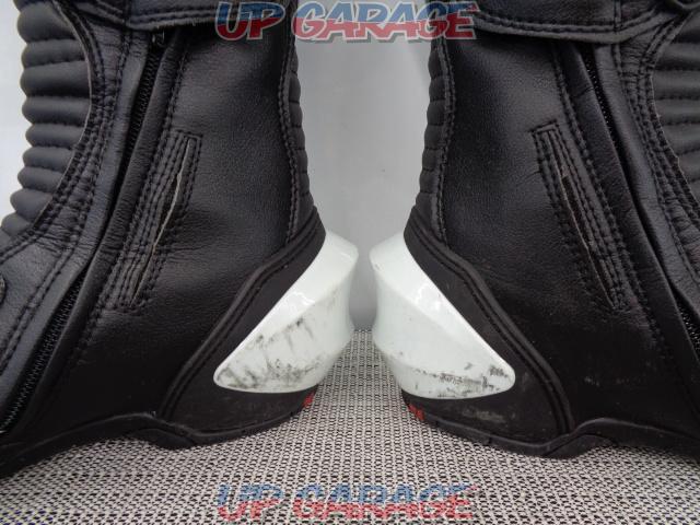 Allen Ness Pro
Shift
Boots
Riding boots
(Size/EOR41)-06