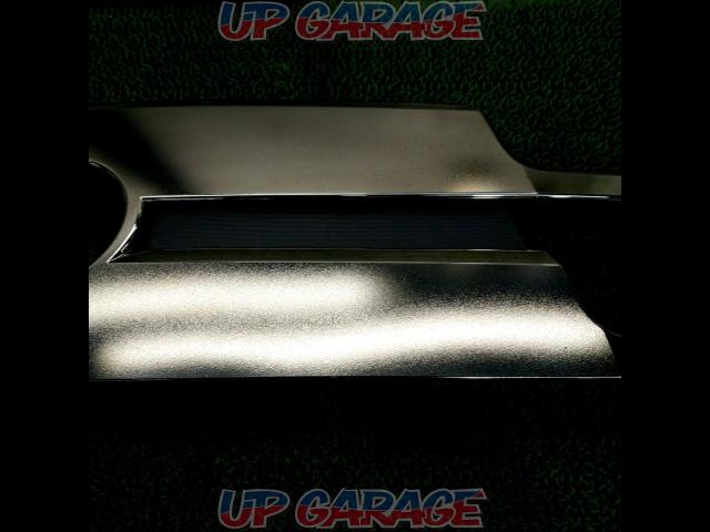Serena/C26 Nissan genuine
Fog cover
Right only-03