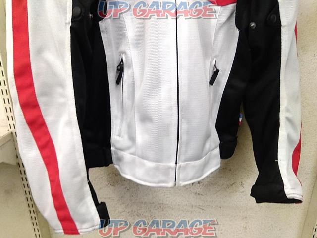 *Price reduced*Size LWelfcompetition
Mesh jacket
White / Red-03