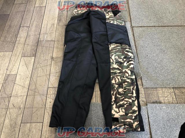 Price reduction GREEDY
Black x camouflage
Pants-07