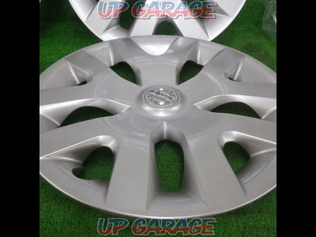 March 2020 Limit Price Down Nissan Genuine NISSAN
JUKE silver wheel cover
For 16inc
4 split-02