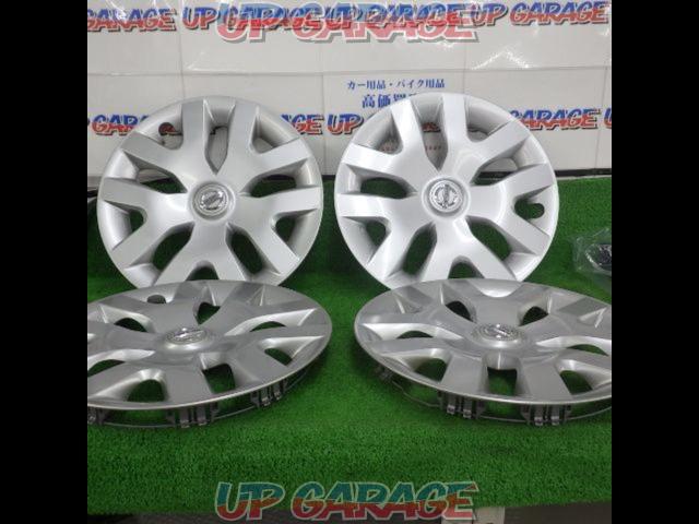 March 2020 Limit Price Down Nissan Genuine NISSAN
JUKE silver wheel cover
For 16inc
4 split-04