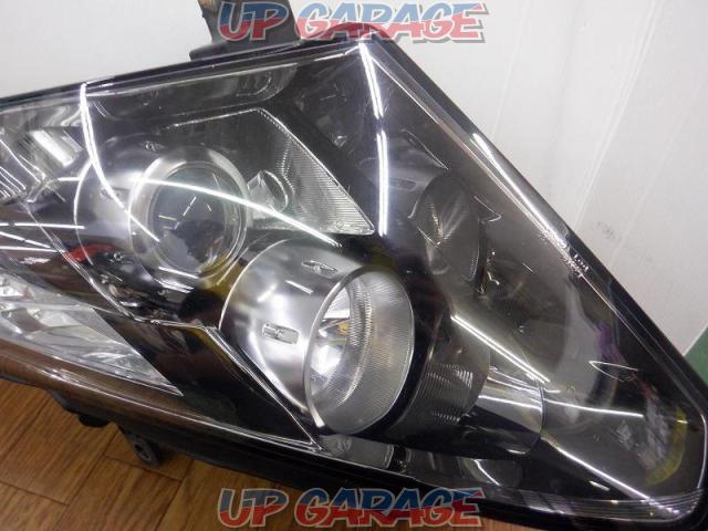 Left and right set Nissan genuine
HID headlights-02