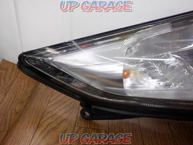 Left and right set Nissan genuine
HID headlights-03
