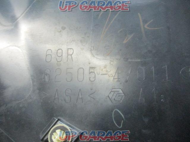  was price cut  Toyota original
quarter cover
Left and right set 50 Prius early model!-02
