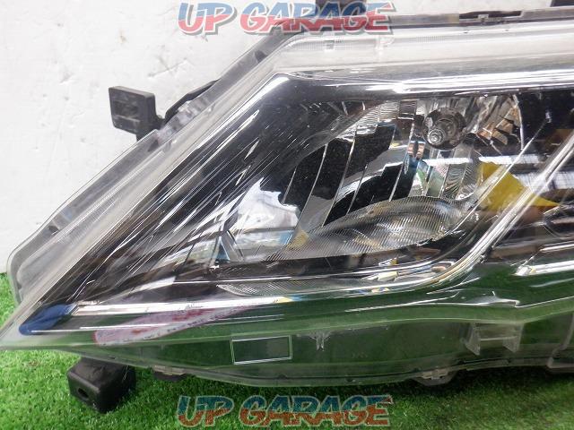 ◆Price reduced!Only the left side is genuine Nissan
HID headlights-02