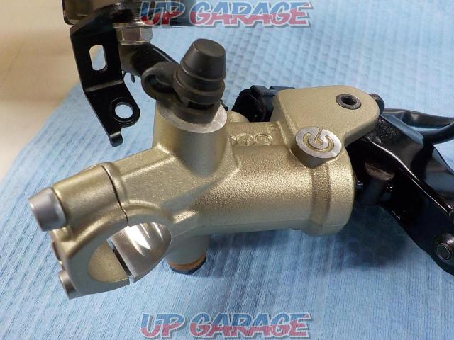 Brembo (Brembo)
16mm
Radial brake master
+
ACCOSSATO
Brake lever + BabyFace fluid cap-04