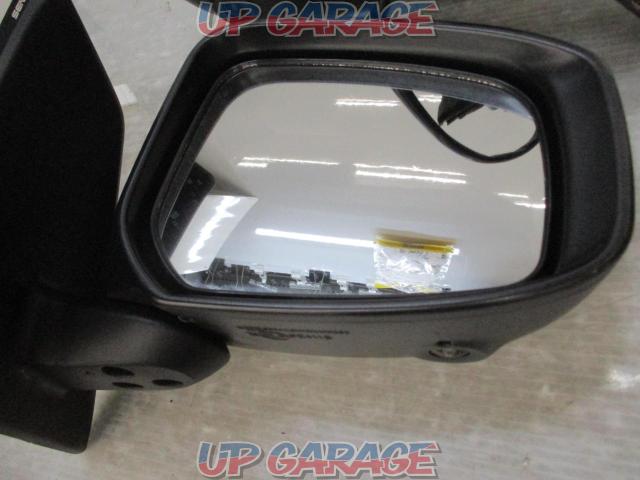 Nissan original (NISSAN) Rooks
B44A / B45A / B47A / B48A
Genuine side mirror with camera
Right and left-03
