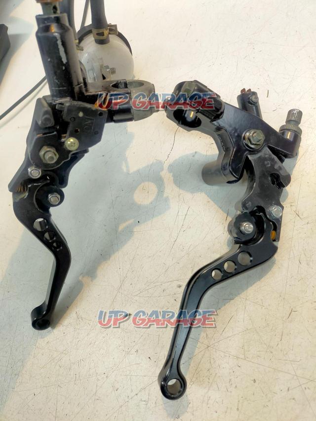 Unknown Manufacturer
Brake master & rear brake holder set
Unknown master piston diameter-02