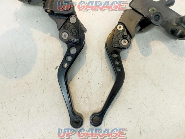 Unknown Manufacturer
Brake master & rear brake holder set
Unknown master piston diameter-05
