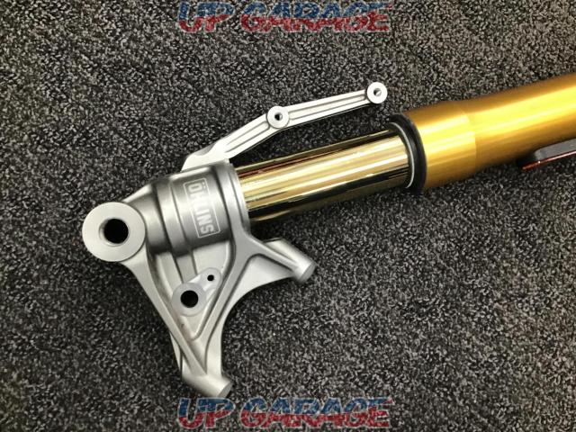 Further price reduction!! Triumph Speed Triple R
Triumph
OHLINS
Front fork
Only one-02