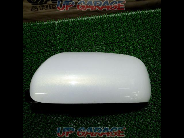 April price reductions
Toyota genuine
Mirror cover Isis-06