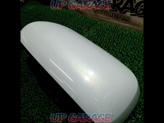 April price reductions
Toyota genuine
Mirror cover Isis-07