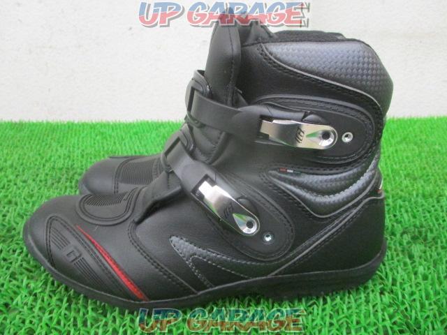 GAERNE Tough Gear
Flat
black
Riding shoes
Size 27cm-02
