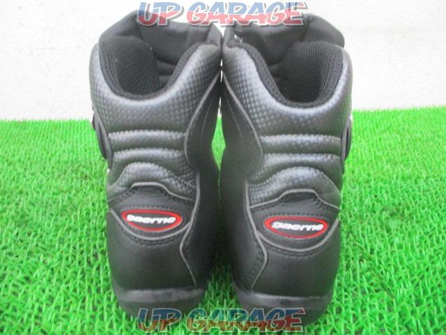 GAERNE Tough Gear
Flat
black
Riding shoes
Size 27cm-03