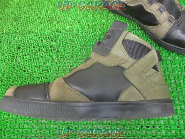 Size:28.0cmAVIREX
AV2278-05
DICTATOR
Dial type shoes-06