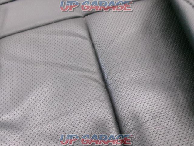 Clazzio (Kurattsu~io)
Seat Cover
AZE0 series leaf-03