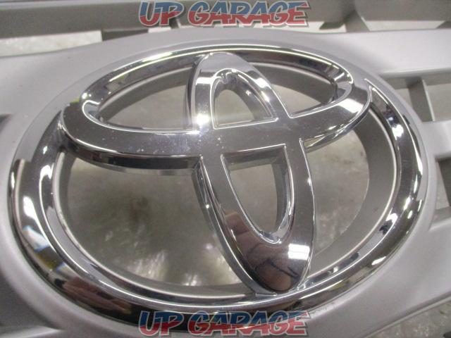 Unknown Manufacturer
Late look specification front grill
Land Cruiser / 100 series
For the previous fiscal year]-05