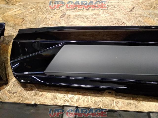 Price cut !! TRD
Side step (side skirts)
Left front side only
Product number: MS3444-42001/2
RAV4
MXAA52-03
