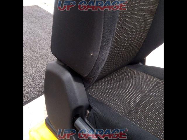 Suzuki genuine JB64 Jimny genuine seat
Driver side
Seat with heater-02