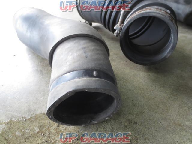 Toyota
JZX100
Chaser
Genuine intercooler + piping-03