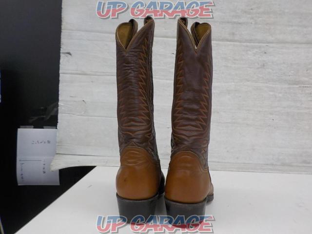 Tony
Lama
Western boots
Size: 9
D-03