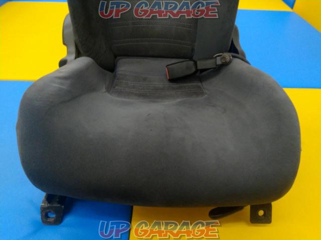 Price reduced!! Genuine Nissan rare seats now in stock
Nissan genuine
Skyline GT-R / BCNR33
Early Type
Normal sheet
driving seat-03