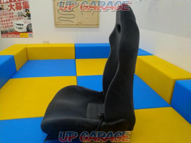 Price reduced!! Genuine Nissan rare seats now in stock
Nissan genuine
Skyline GT-R / BCNR33
Early Type
Normal sheet
driving seat-09