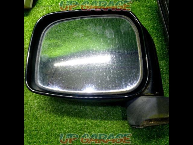 Otty / H 92 W
Nissan
Genuine
Door mirror
* LH only
[Price Cuts]-05
