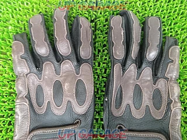 PAIR
SLOPE LEATHER GLOVES
Size L-02
