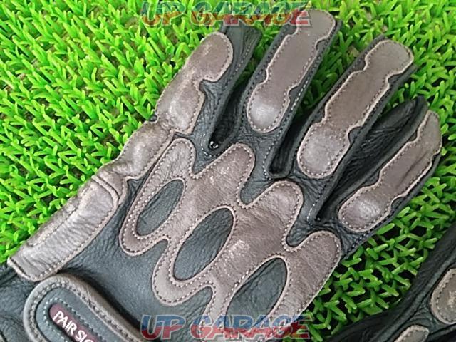 PAIR
SLOPE LEATHER GLOVES
Size L-03