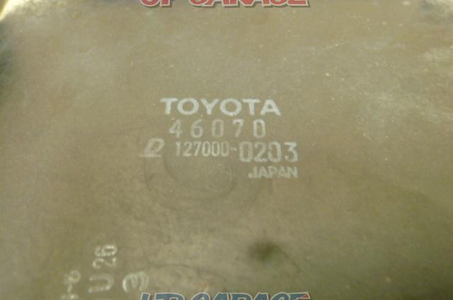 トヨタ JZX100 チェイサー 純正インタークーラー-02