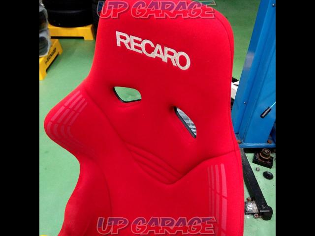 RECARORS-GS
RED
without
FIA
STICKER
(W11311)-02