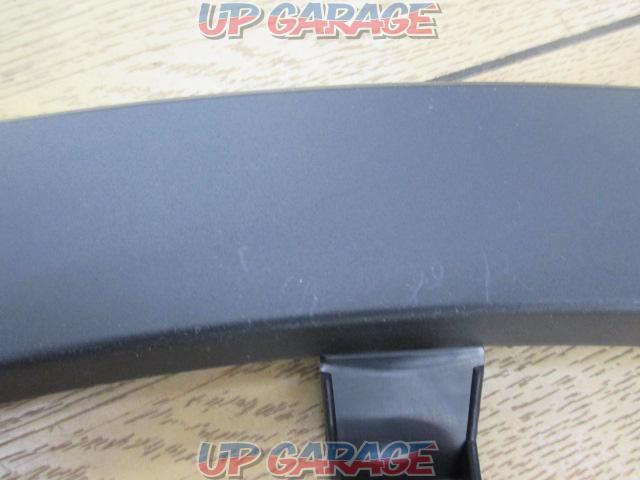  The price cut has closed !! 
TOYOTA
Crown Crossover/AZSH35
Genuine fender arch molding-08