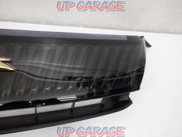TOYOTA
Genuine front grille
Harrier
60 system
Previous period-03